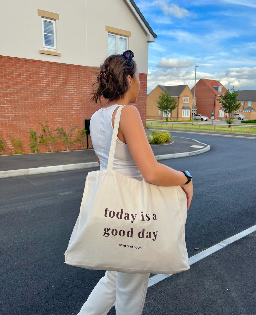 today is a good day xl tote