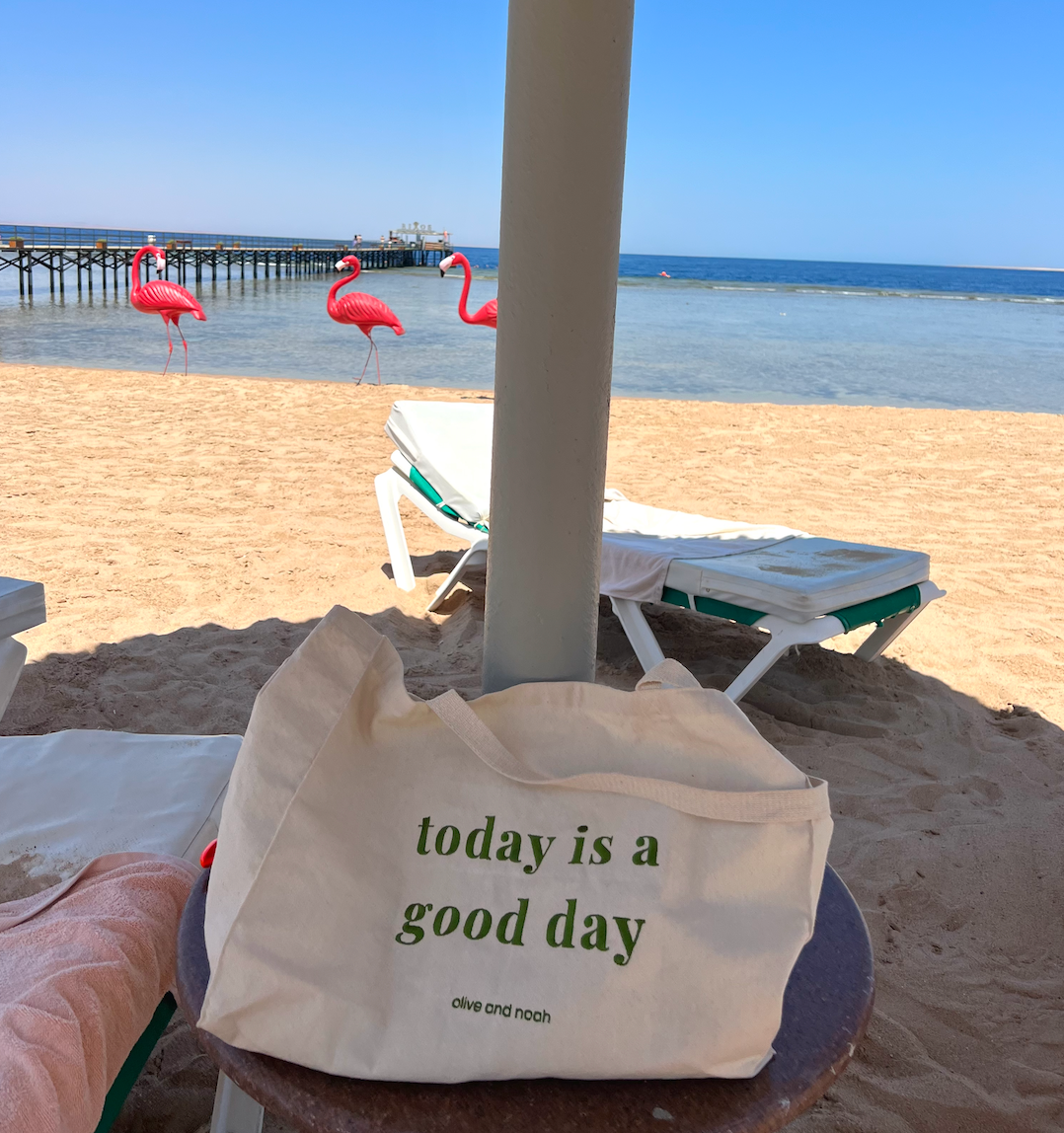 today is a good day xl tote